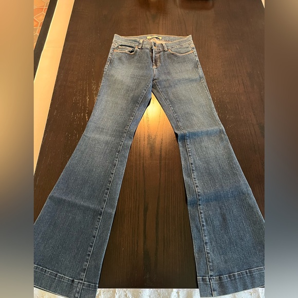 J Brand jeans - size 29 - light wash - Picture 1 of 2